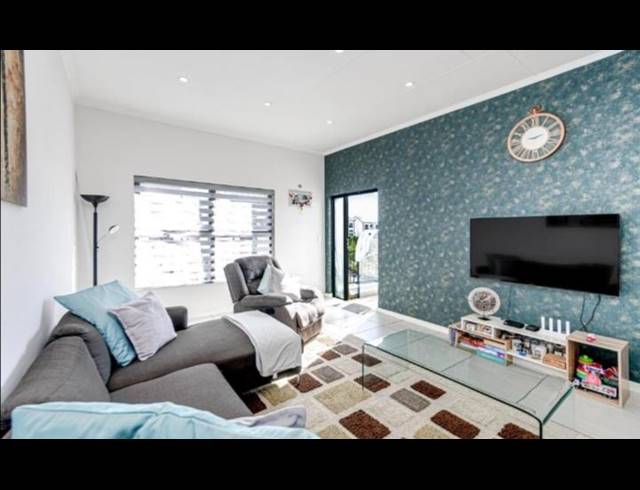 2 BEDROOM APARTMENT FOR SALE IN MODDERFONTEIN